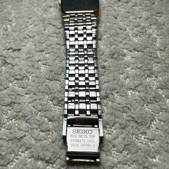 Vintage Seiko Tank Quartz Men's Watch, Champagne Dial with Gold Band